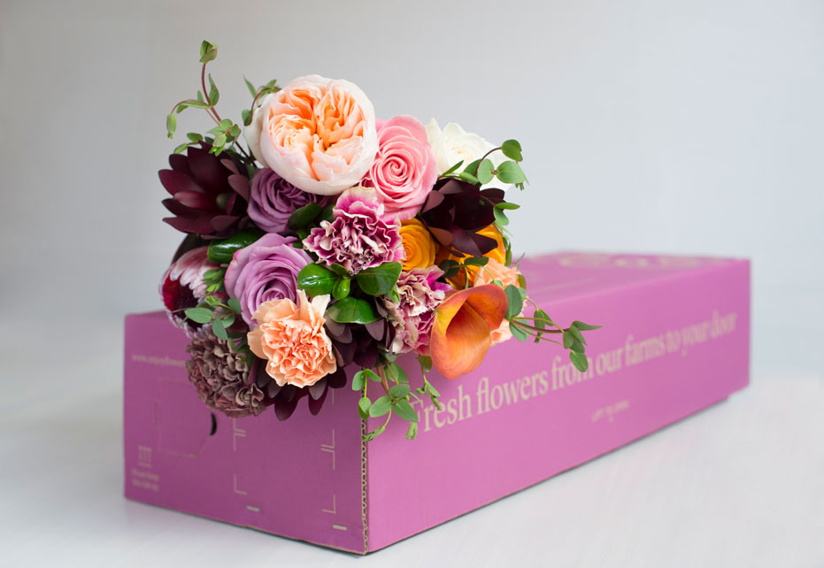 eCommerce packaging for fresh flowers